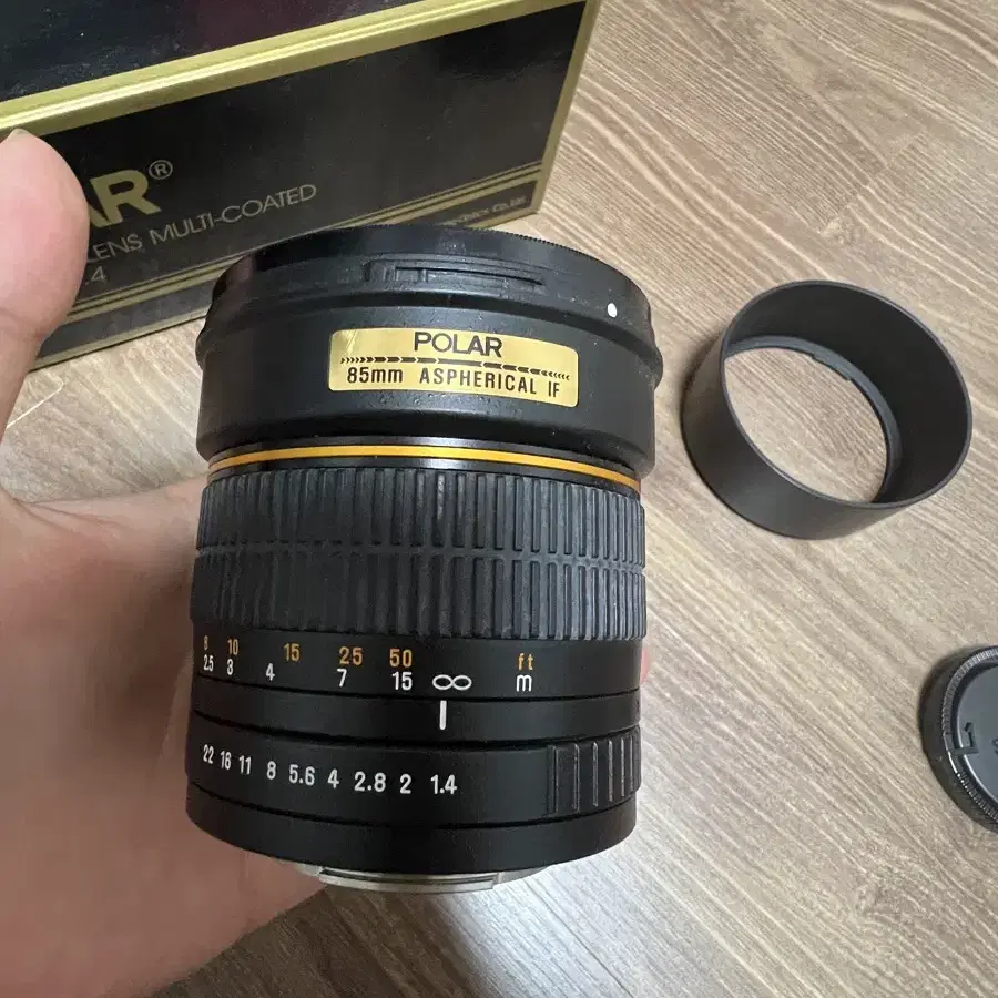 알파마운트 폴라 85mm f1.4수동렌즈