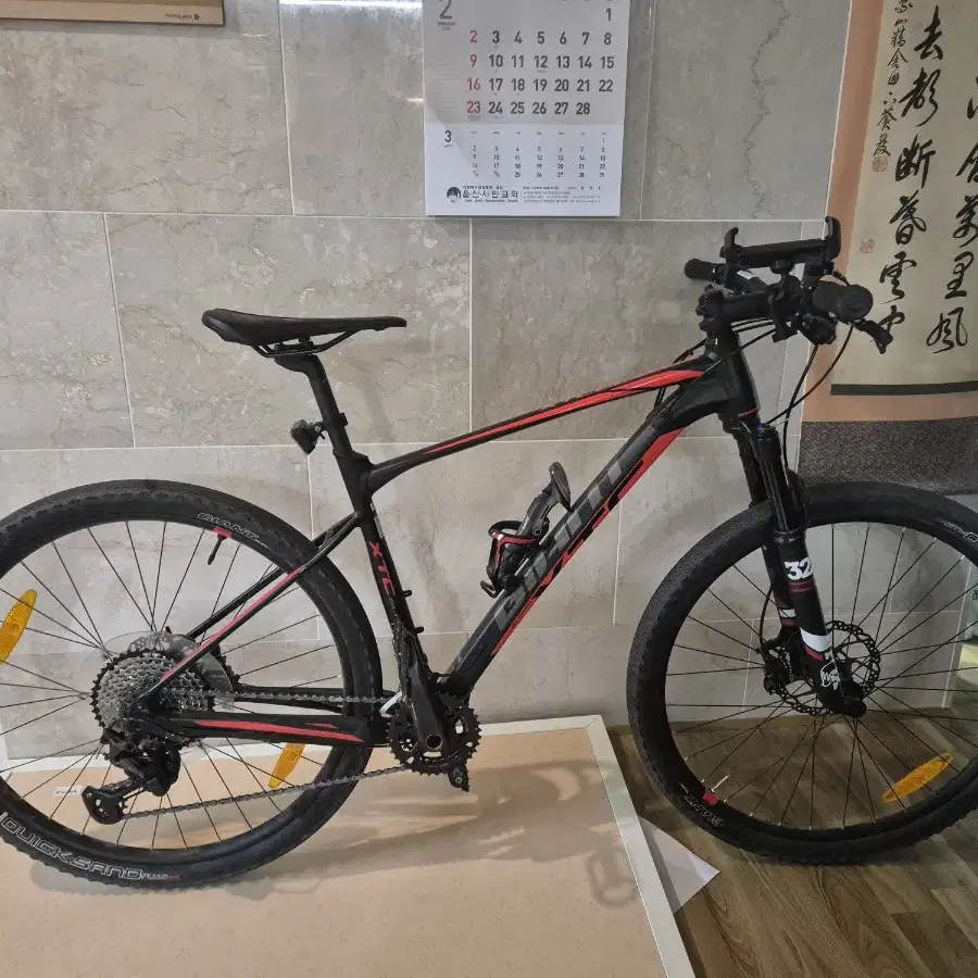 자이언트11kg,12단 풀xt mtb