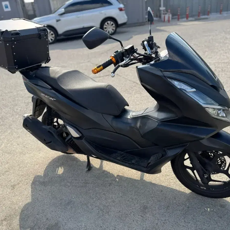 혼다 pcx125 22년 abs 짧은키로수 판매합니다