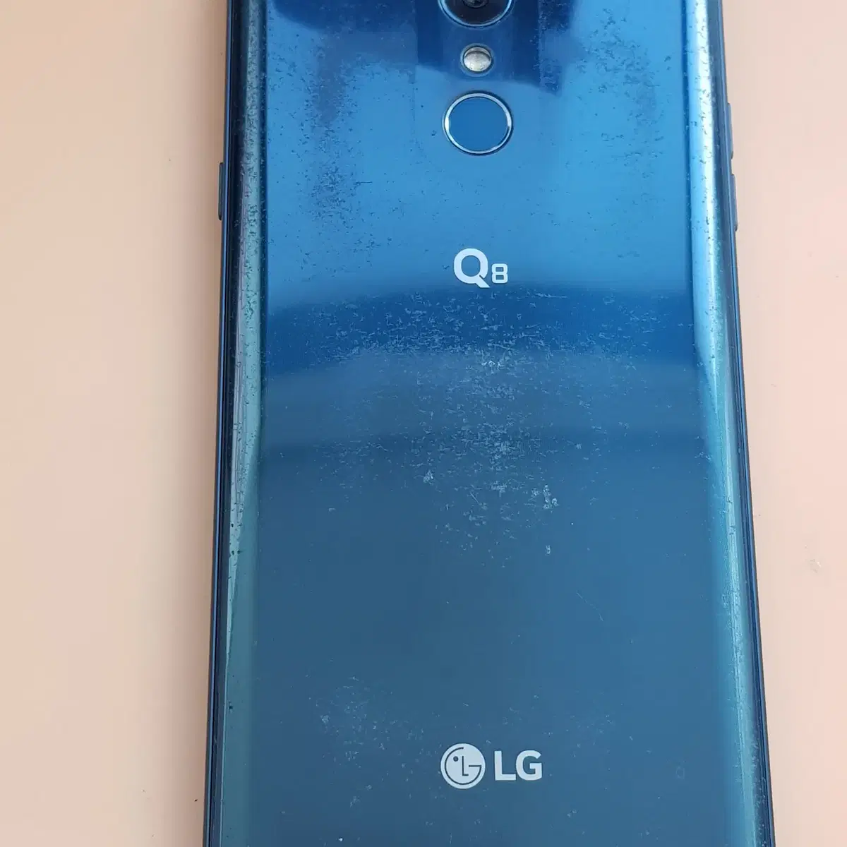 LG Q8 64G 블루(Q815) 무잔상 판매합니다