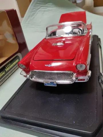 1957 THUNDERBIRD 다이 캐스트 메탈
