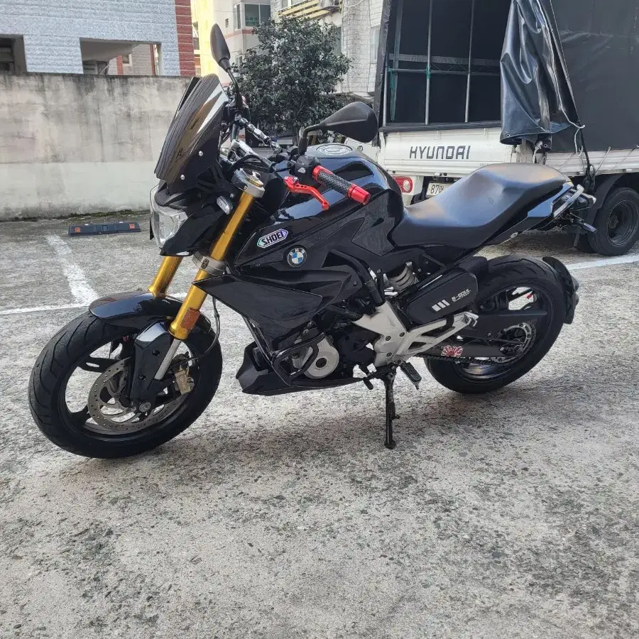 17년식 BMW G310R 판매합니다