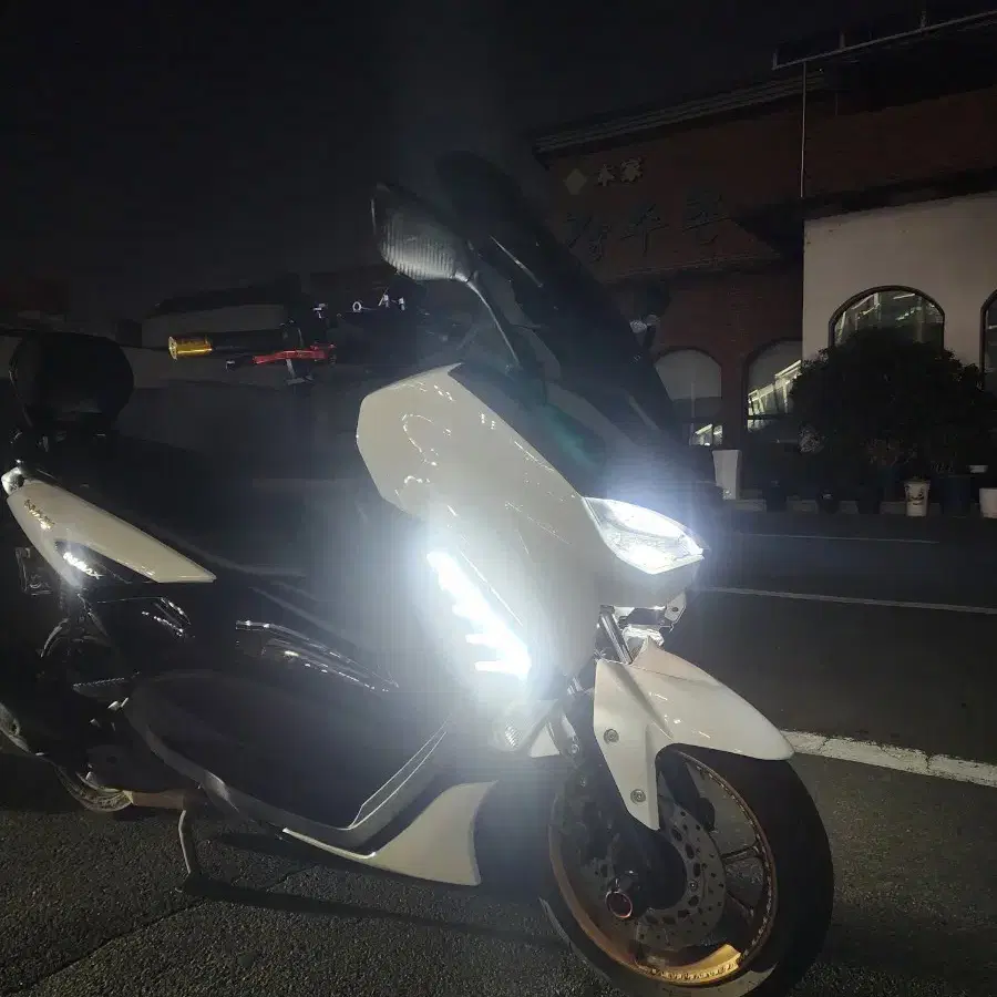 nmax 125 21년식 풀튜닝