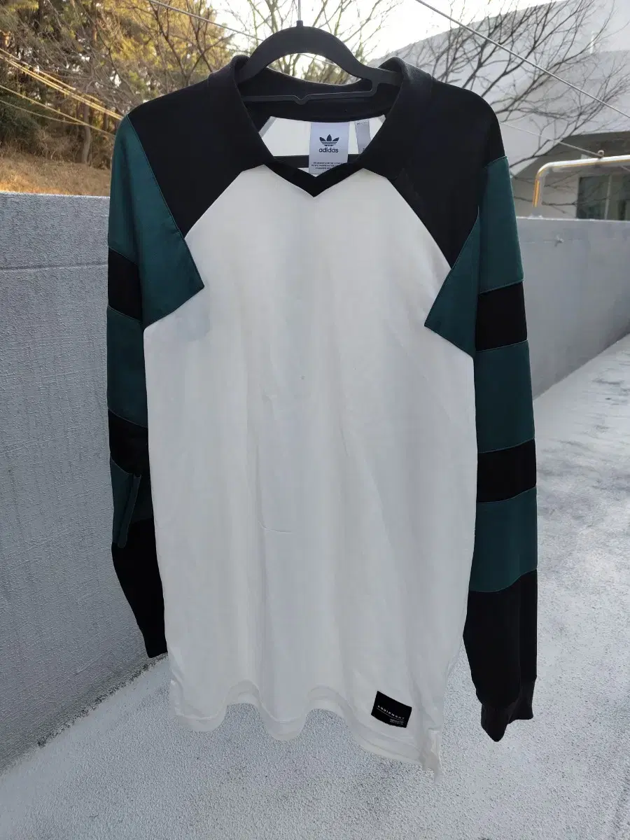 2XL) 아디다스 EQT 트레이닝 탑 팝니다