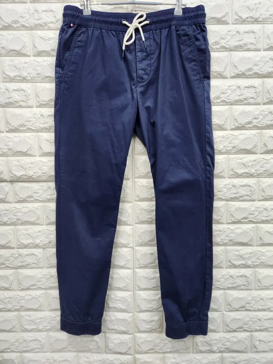 Tommy Hilfiger Navy Spring-Summer Banded Pants 32-34 inches