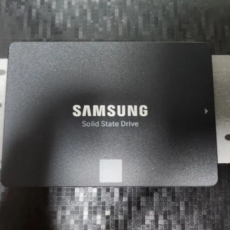 삼성 870 EVO 500GB SSD