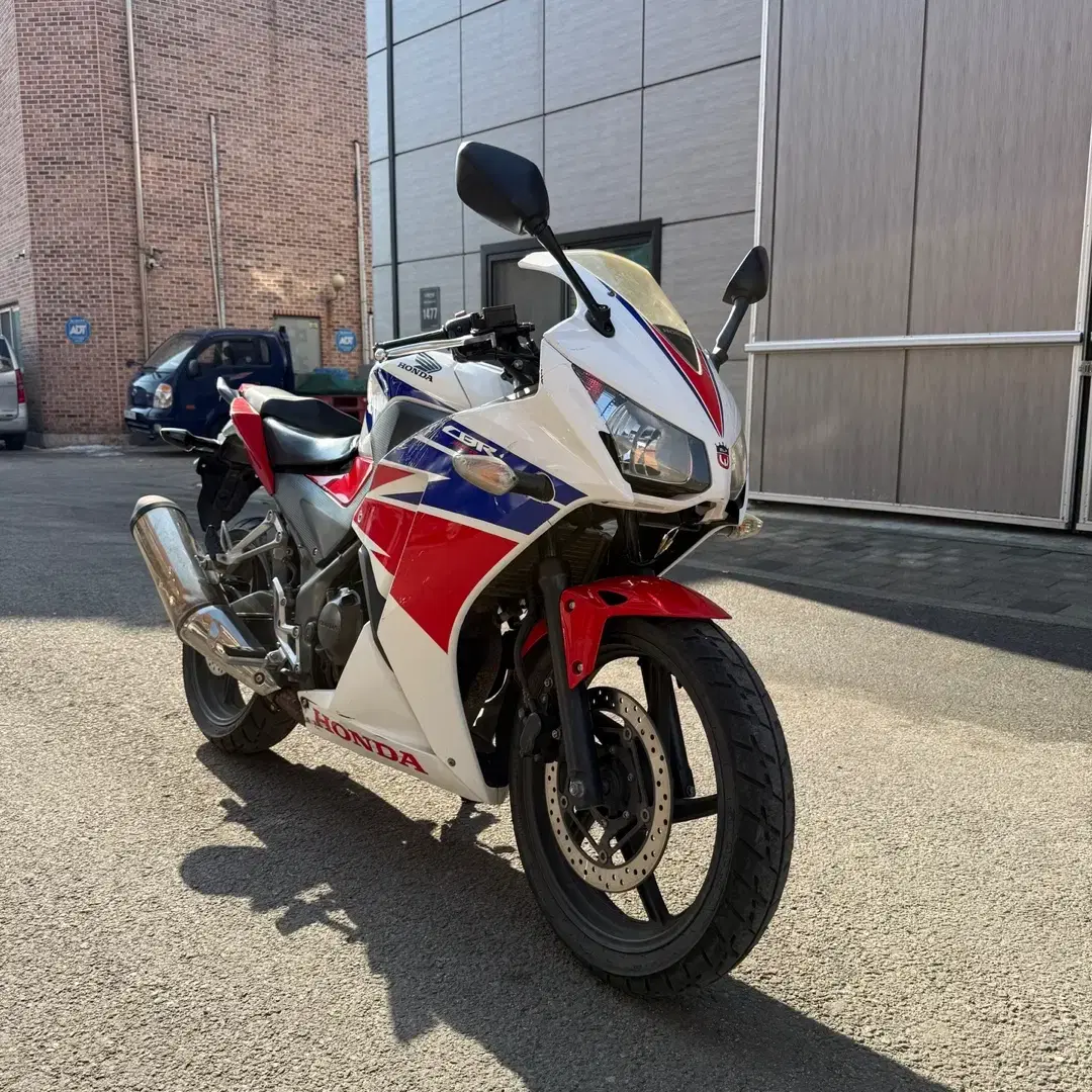 15년식 혼다 cbr300r 30050km 입문용 강추