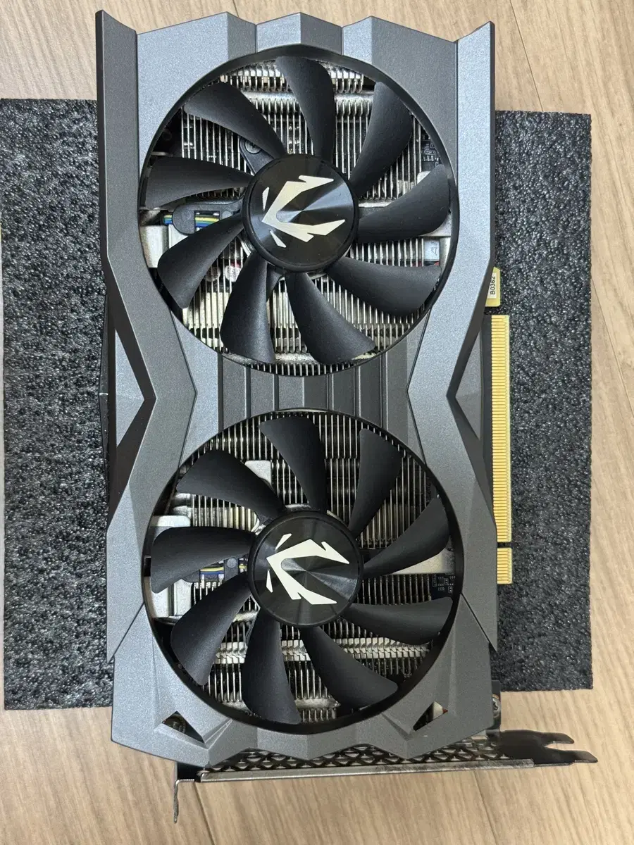 RTX2070 super 8GB 조텍