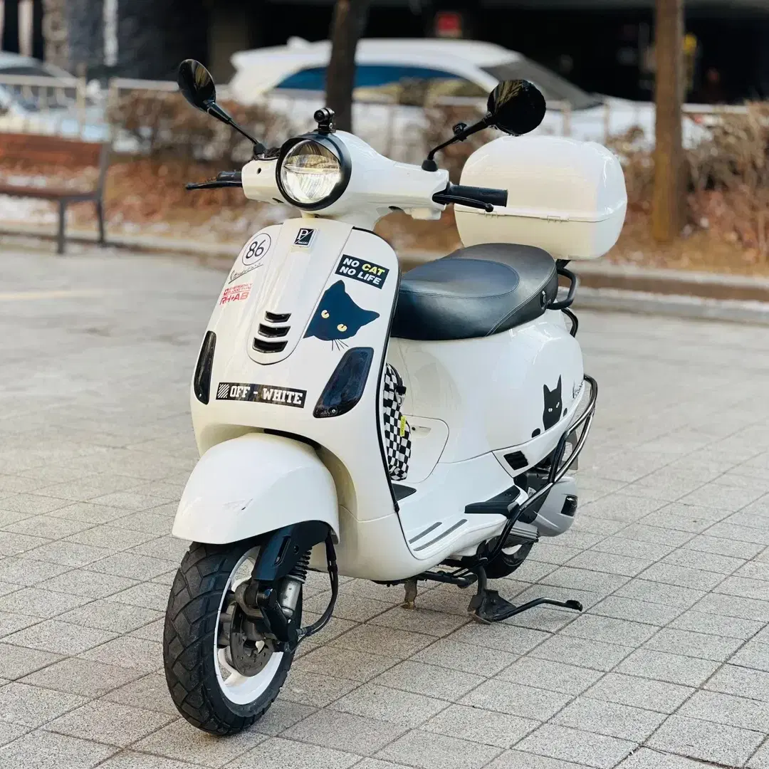 [베스파] LX125 2021년식 차량 최저가 판매 합니다.