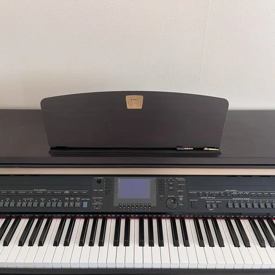 야마하 전자피아노 Clavinova CVP-401