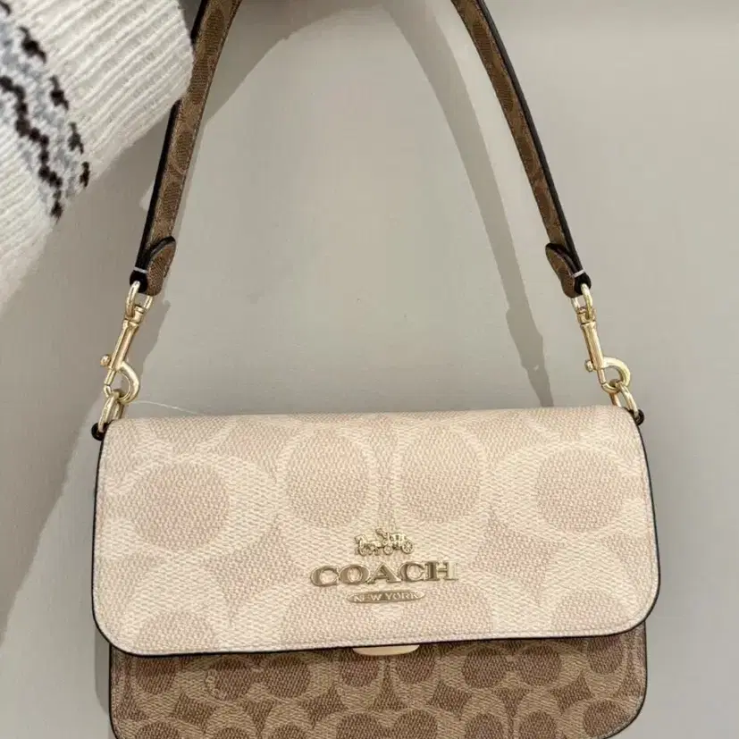 전신 Coach 코치 Brynn 23, 필요하시면 연락주세요.