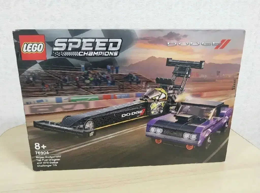 We sell LEGO Speed Champions 75884 and 76904 products.