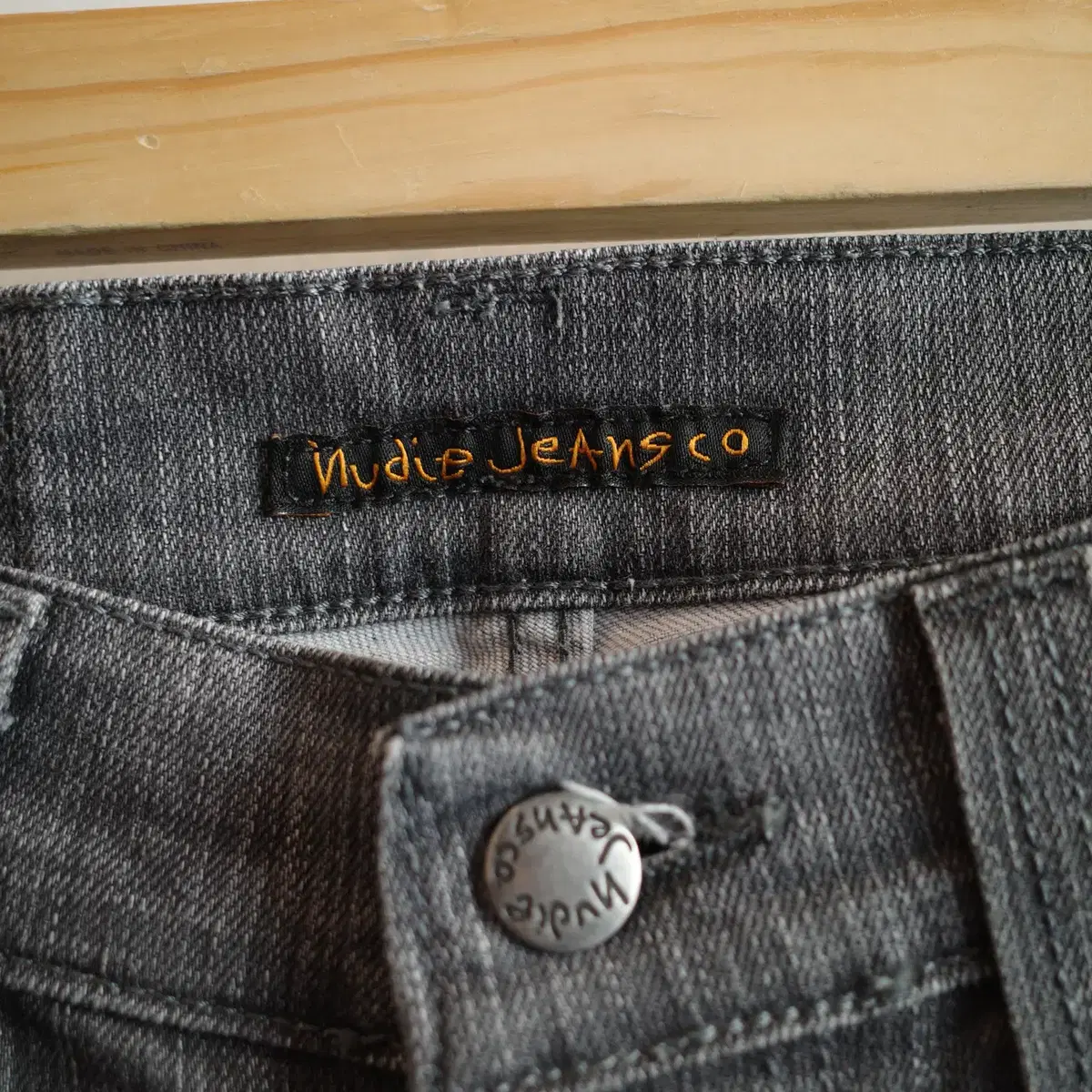 Nudie Jeans 누디진 흑청데님 (MADE IN ITLAY)