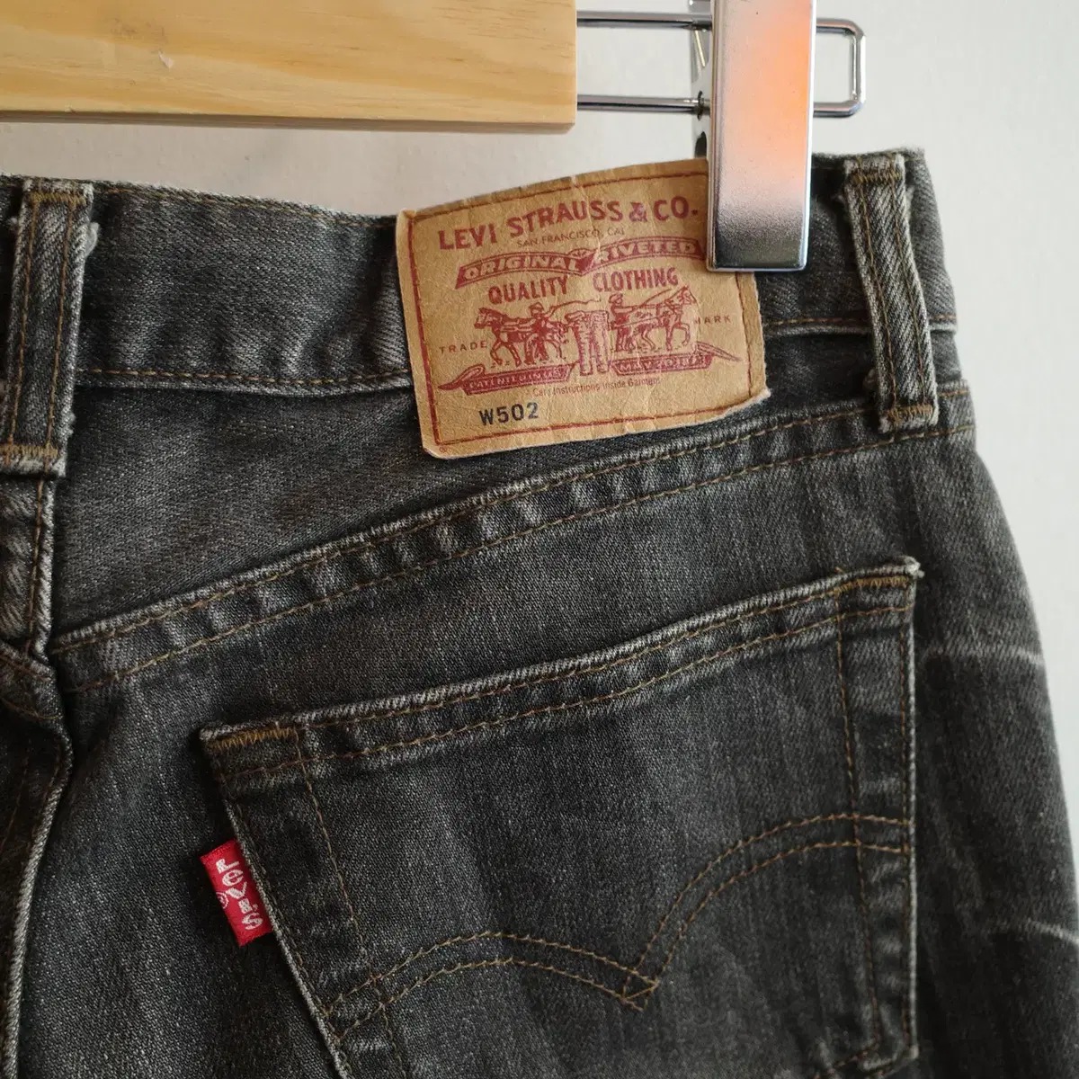 Levi's 리바이스502 흑청데님 (MADE IN JAPAN)