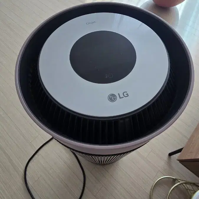 기스없는 짧은사용 최상급 공기청정기 lg 공기청정기 퓨리케어 오브제