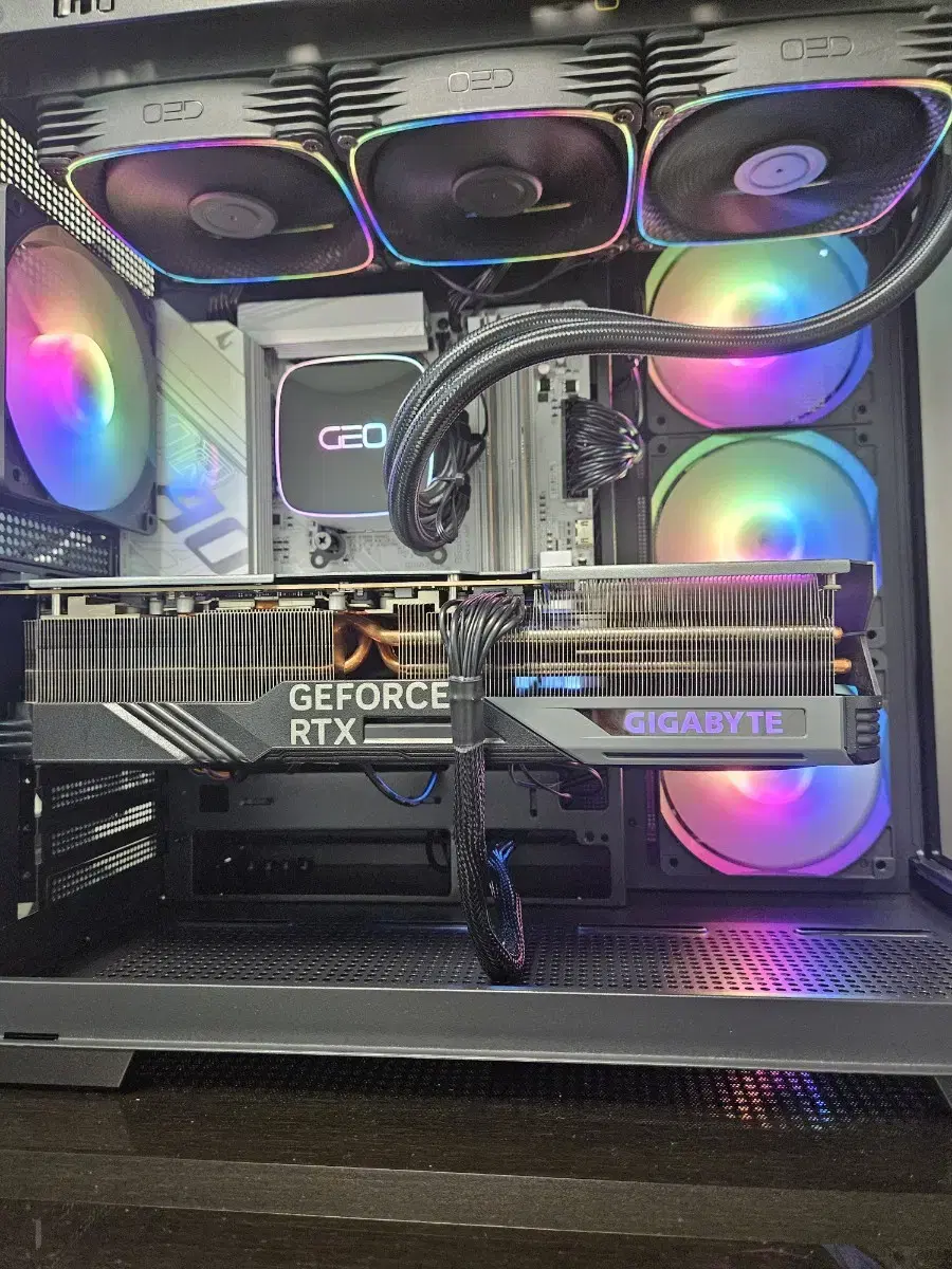 9800x3d, b850m wifi, rtx4080 초고사양 본체