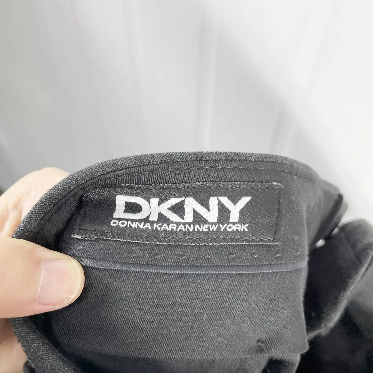 A1 DKNY 먹색 춘추용 남성팬츠 32사이즈