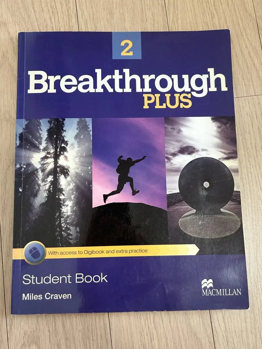 Breakthrough Plus Student Book 2 판매