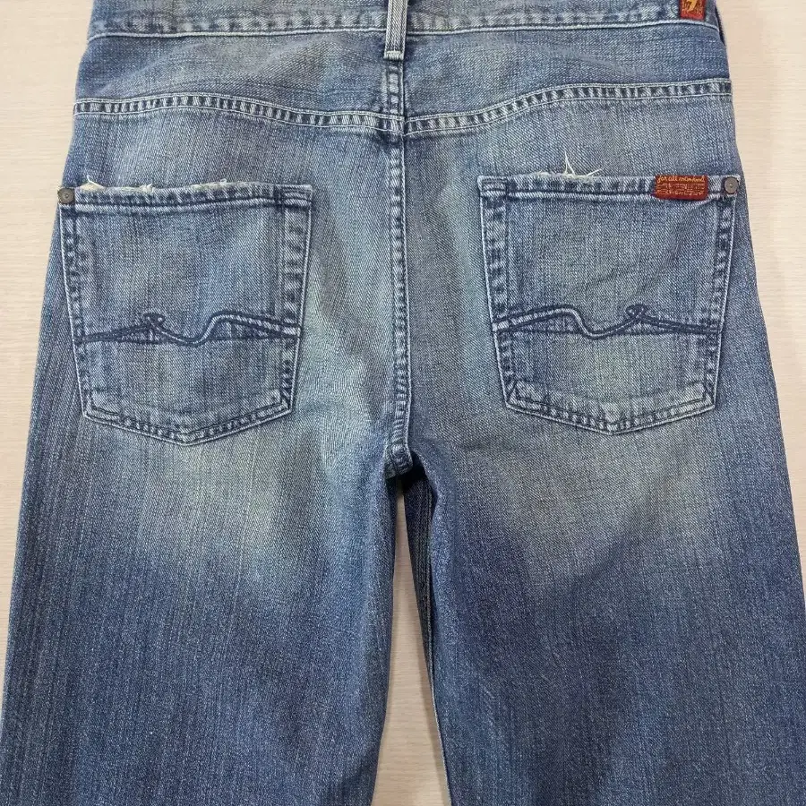 32 7Jeans USA SLOUCHY 워싱 배기핏진 32-88