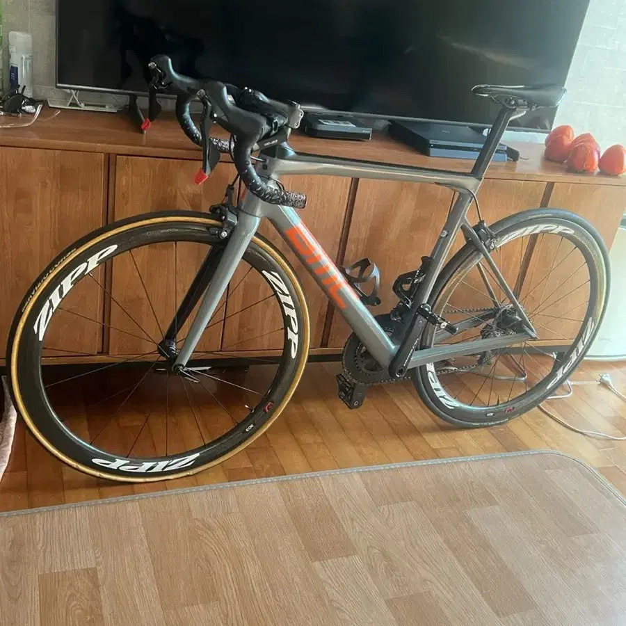 2018 BMC SLR02ONE 로드 모델 (54 사이즈)