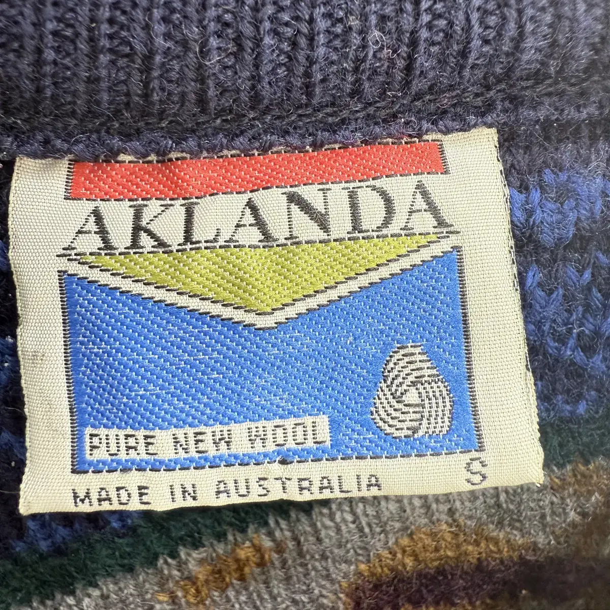 AKLANDA 케이블 니트 (Made in Australia)