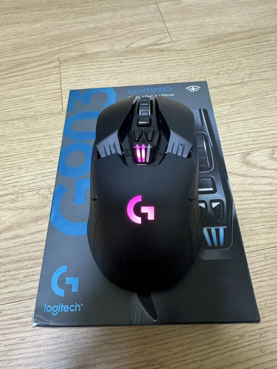 로지텍 G903 LIGHTSPEED 풀구성