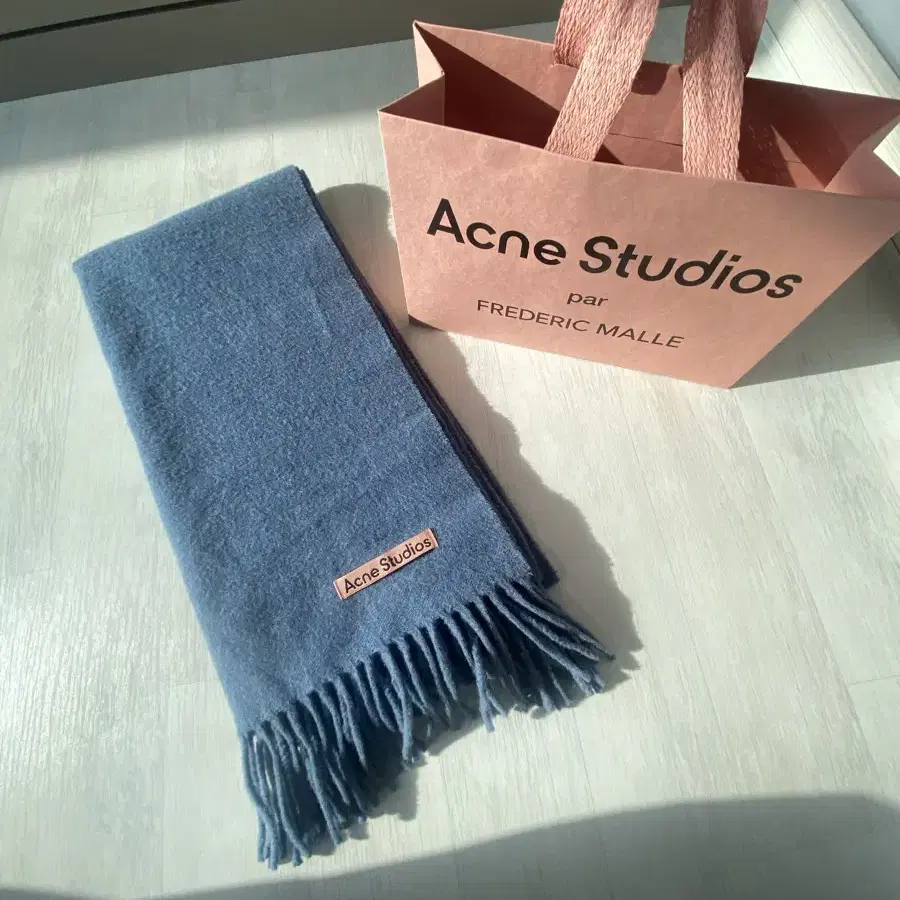 [Acne Studios] 블루멜란지 내로우 머플러 판매