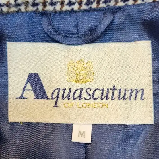 Aquascutum 모 100% 겨울 실내 가운 (남성)