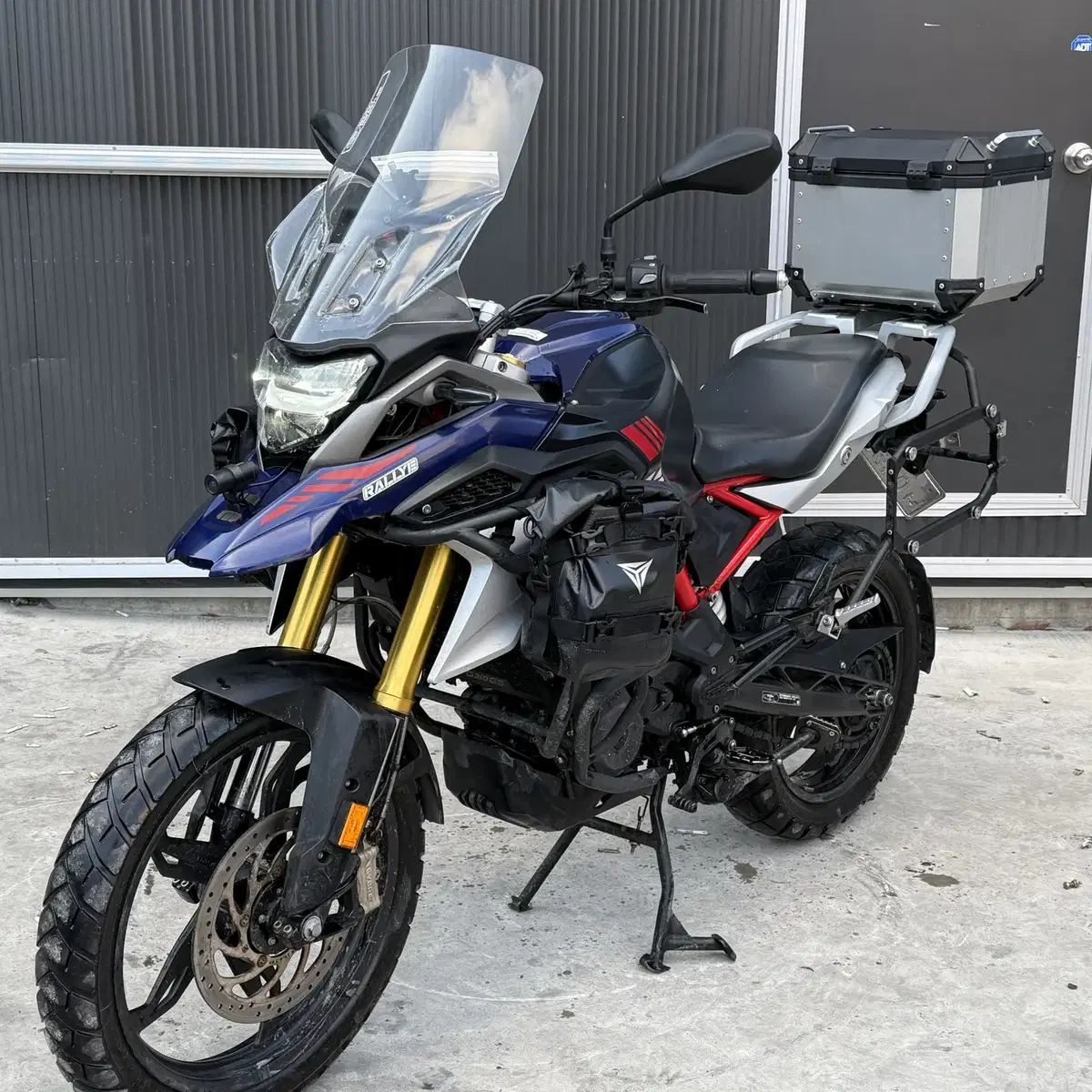 Bmw310gs/22년식 2채널블박 1만KM 신차급컨디션 판매합니다.