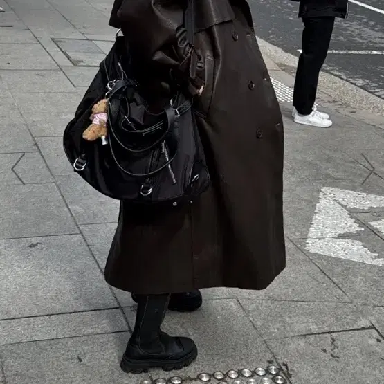 PALE JADE | 페일제이드 Pale Jade Padded Leather Trench Coat