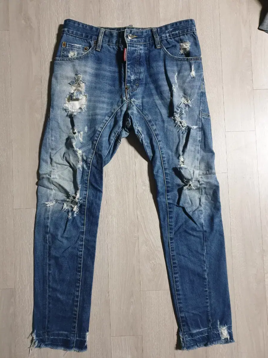 Dsquared2 Men's Jeans Size 32