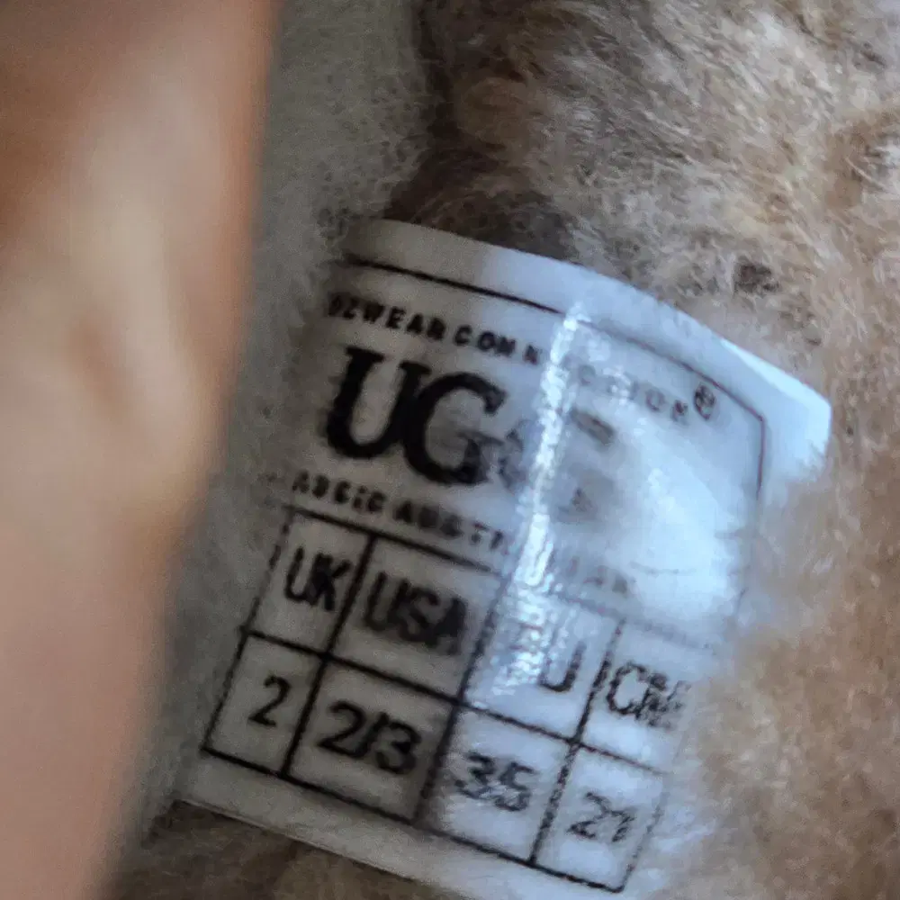 UGG EU35 아드리안 앵클미니 부츠