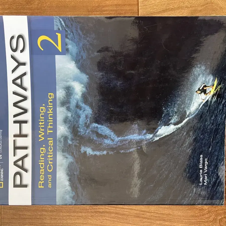 Pathways R/W 2 Student Book