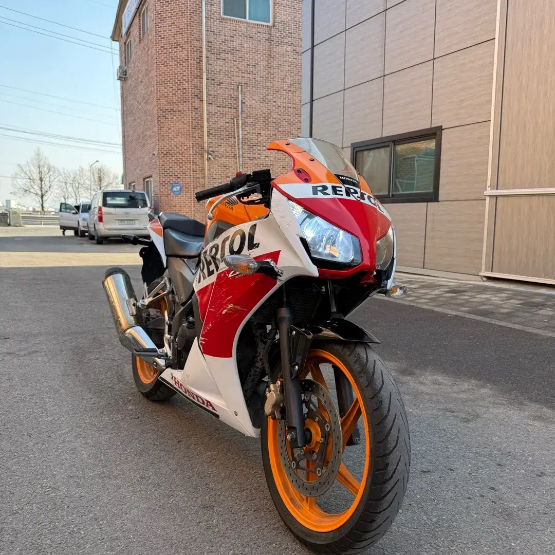 15년식 혼다 cbr300r 23000km 입문용 연습용 강추