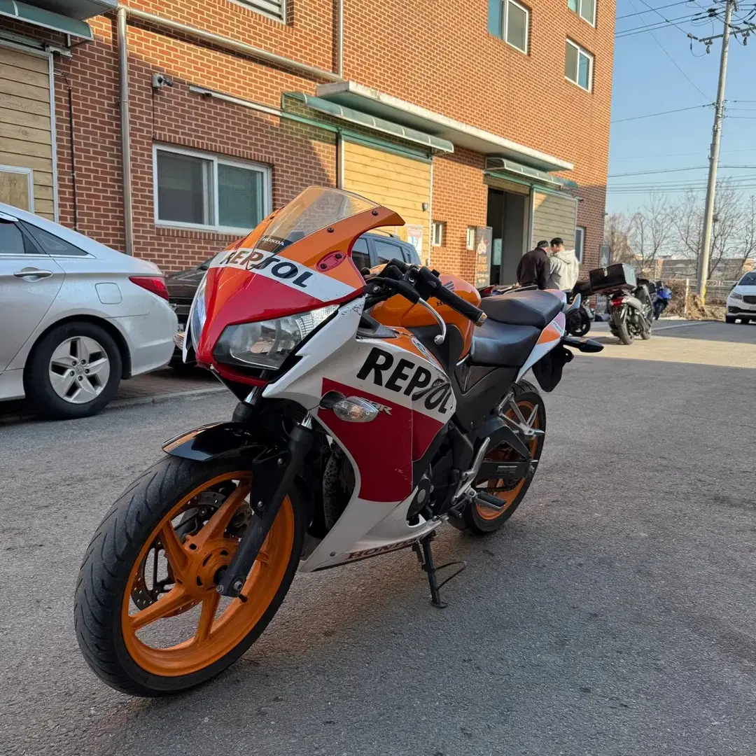 15년식 혼다 cbr300r 23000km 입문용 연습용 강추