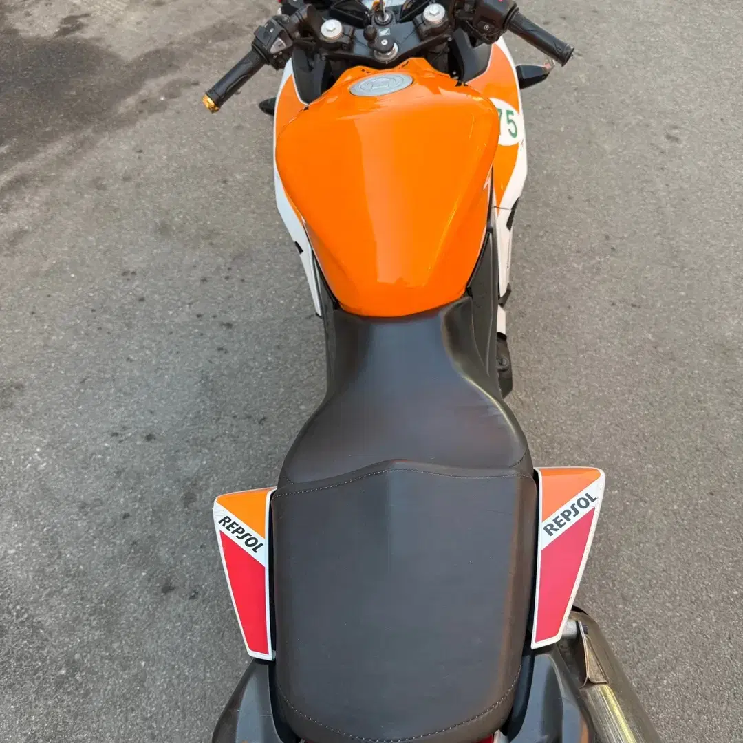 15년식 혼다 cbr300r 23000km 입문용 연습용 강추