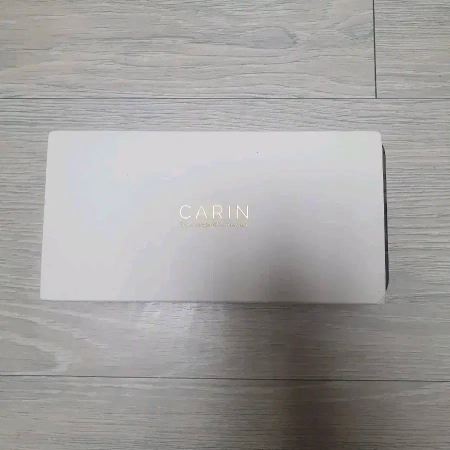 CARIN 카린 선글라스 2개