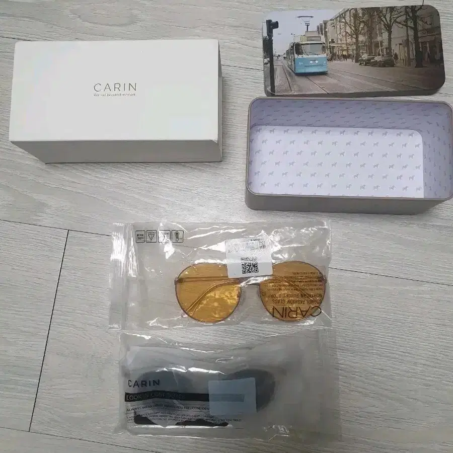 CARIN 카린 선글라스 2개