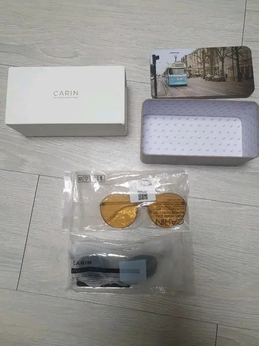 CARIN 카린 선글라스 2개