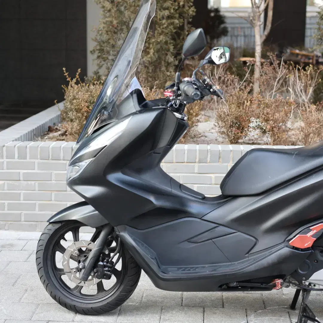 혼다 PCX125 / 18년식 58,900K 오토바이 스쿠터 125CC