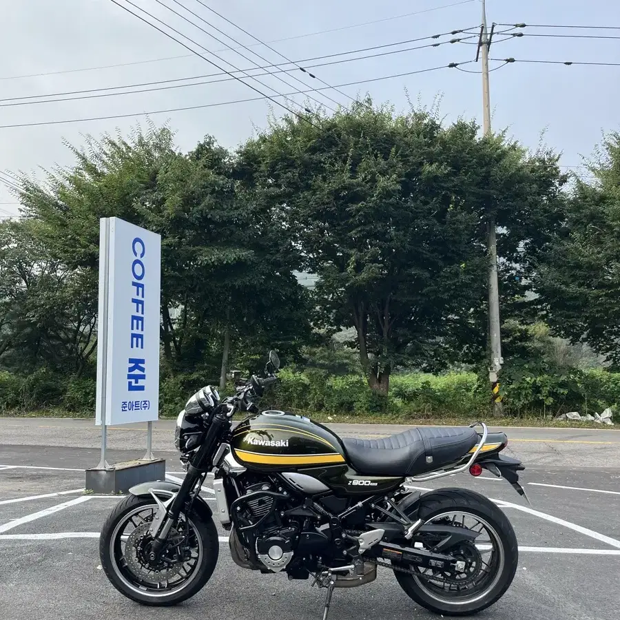 가와사키 Z900RS 21년식 1만km