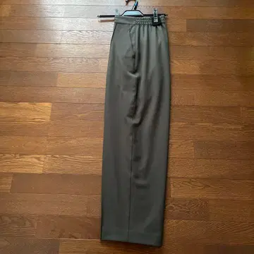 새상품 투모 롤랜드스트레이트 팬츠