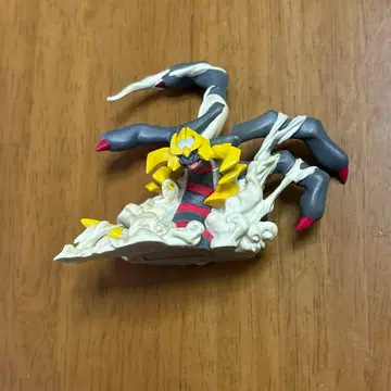 포켓몬스터플라티나 예약 특전 오리지널 피규어 기라티나 오리진 폼