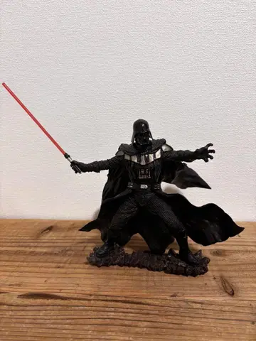STAR WARS 다스 베이더 피규어 (라이트세이버 포함)
