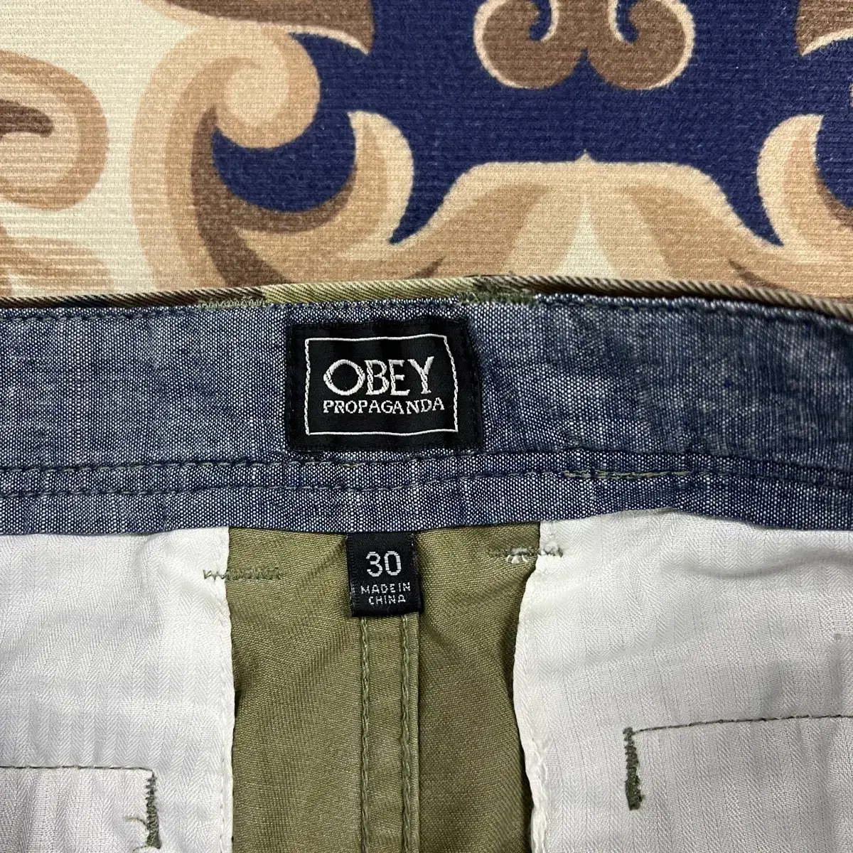 (30)OBEY 카모 치노팬츠