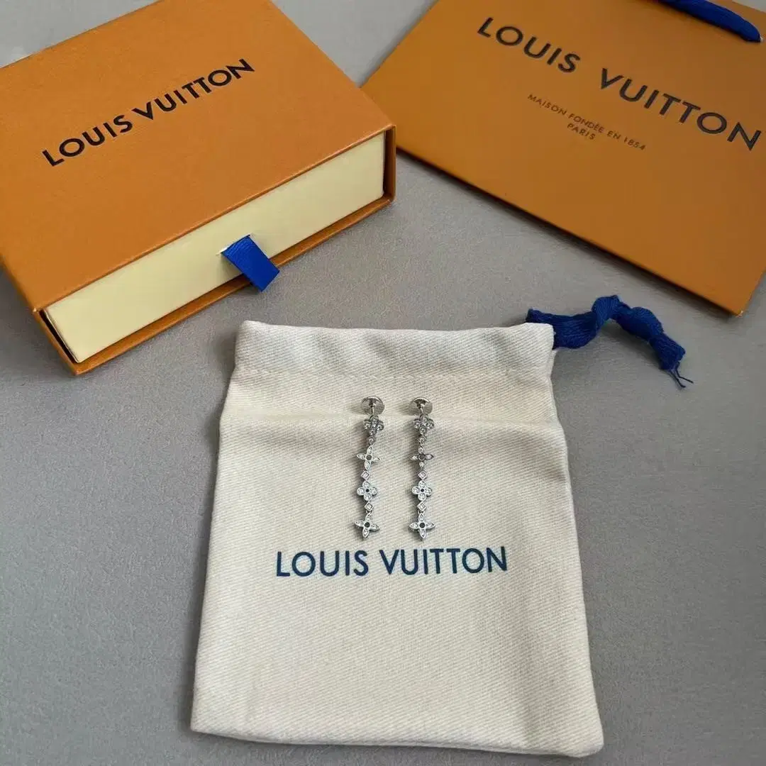 LOUIS VUITTON귀걸이