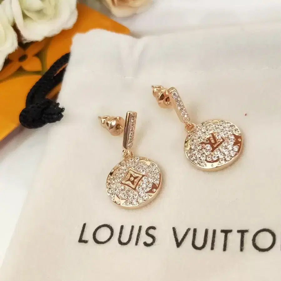 LOUIS VUITTON귀걸이