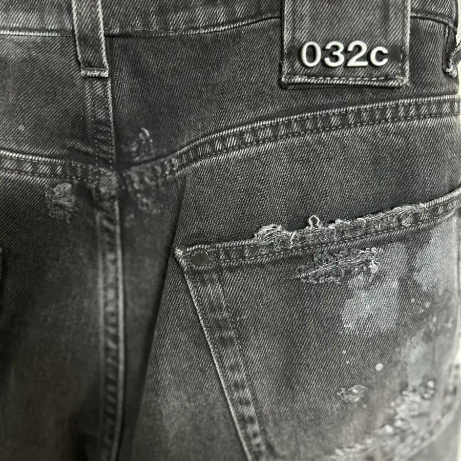 032c Double Shift Painters Jean