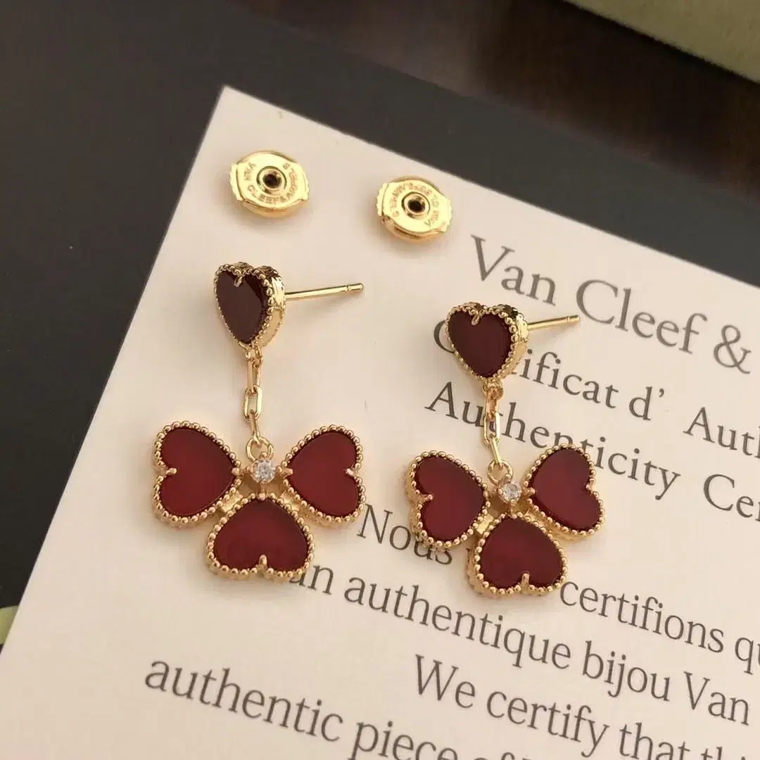 Van Cleef & Arpels귀걸이