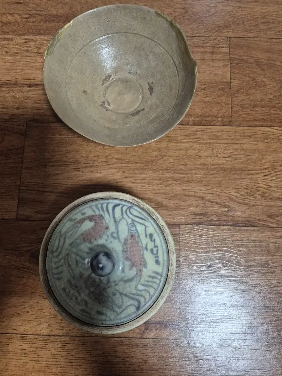 Two pieces of pottery were repaired at the unit price of one piece. One piece was repaired at the unit price of two pieces of the highest grade.